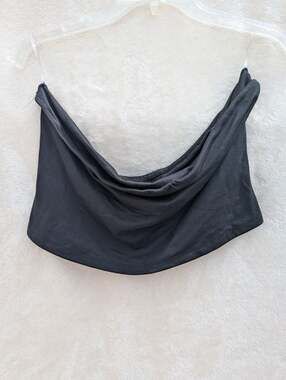 5B Style Women's Black Strapless Tube Top